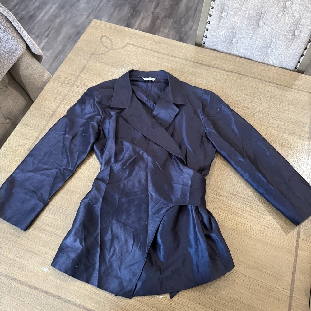 MAXMara Elegant Navy Women's Blazer New without tag